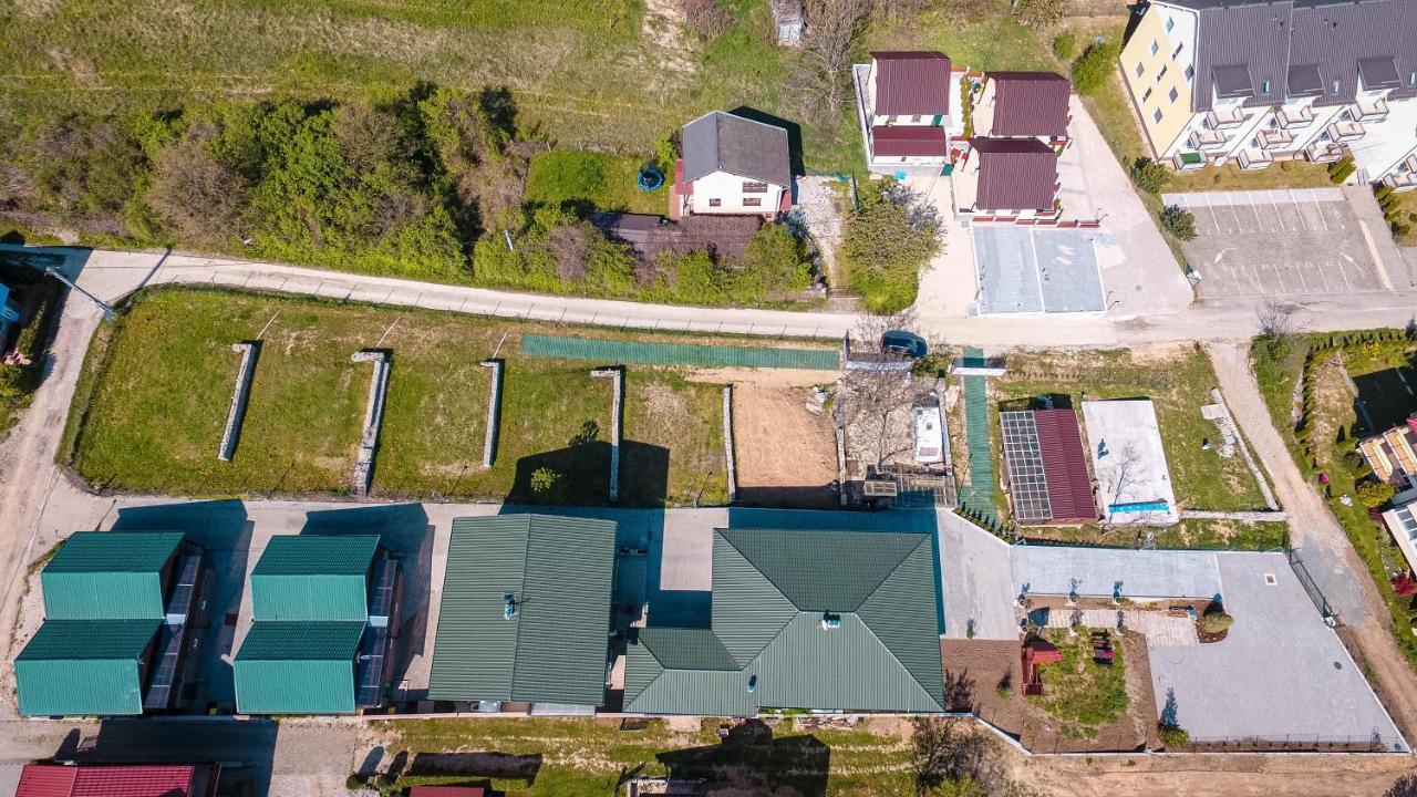 Gabion Garden Hotel Podhajska Bagian luar foto