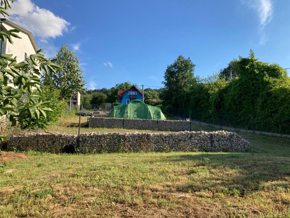 Gabion Garden Hotel Podhajska Bagian luar foto